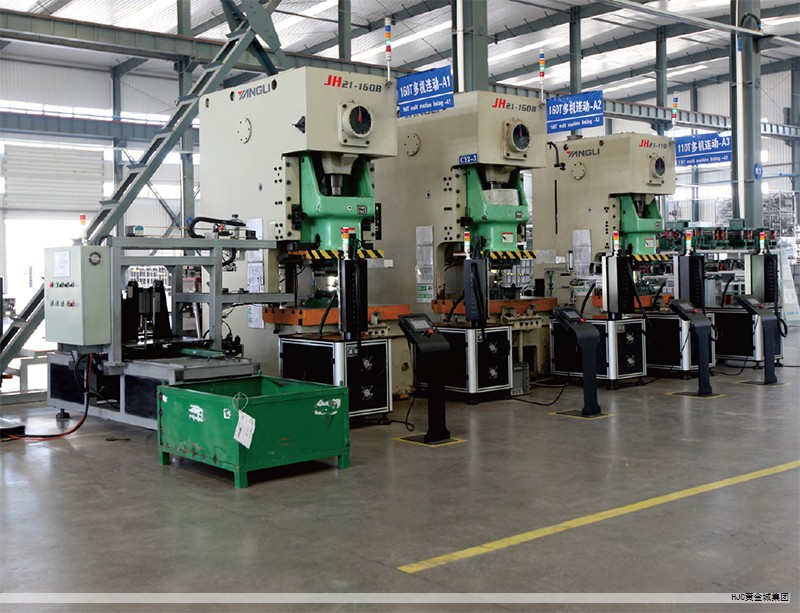 SMC绝缘板,又称Sheet Molding Compound Insulation Board,是一种高性能塑料复合材料,集绝缘、阻燃和耐高温于一体。以下对其核心特性、应用领域与发展趋势进行整理。 SMC绝缘板,又称Sheet Molding Compound Insulation Board,是一种高性能塑料复合材料,集绝缘、阻燃和耐高温于一体。以下对其核心特性、应用领域与发展趋势进行整理。