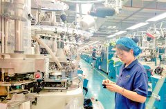 附近村民纷纷进入园区务工