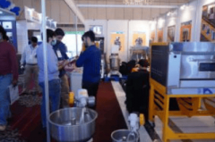 更多国外工程机械展点击主页关注我哦（注：展