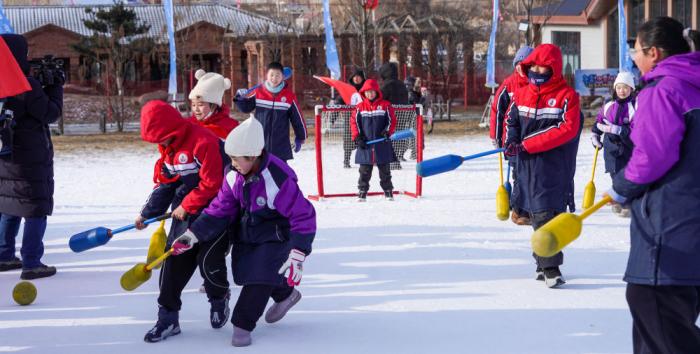 2025年体育热词破圈：苏超大湾鸡引领潮流