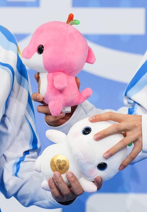 2025年体育热词破圈：苏超大湾鸡引领潮流