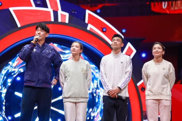 2025年体育热词破圈：苏超大湾鸡引领潮流