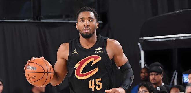 哈登26+7+12助攻率队大胜 骑士双核合砍68分破质疑