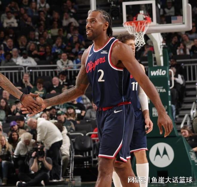 NBA常规赛落幕：快船五连胜登顶西部第八，雄鹿