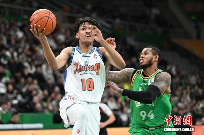 辽宁男篮主帅杨鸣请辞引换帅潮，CBA多队教练更