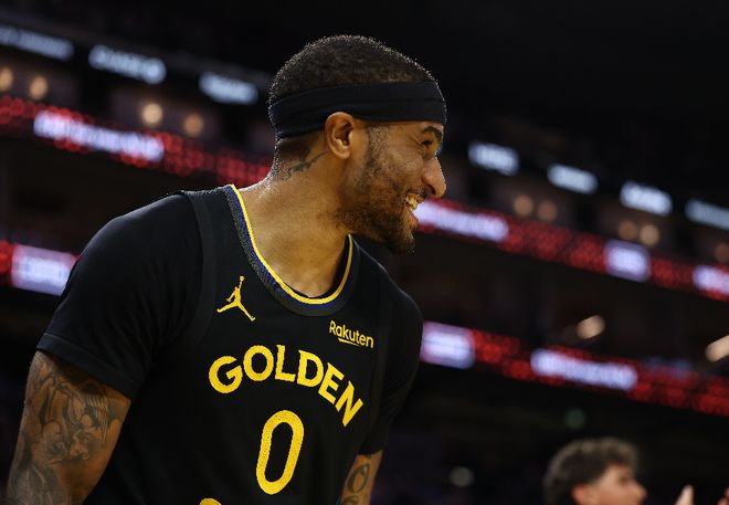 勇士惨败湖人 巴锡谢泼德成唯一亮点