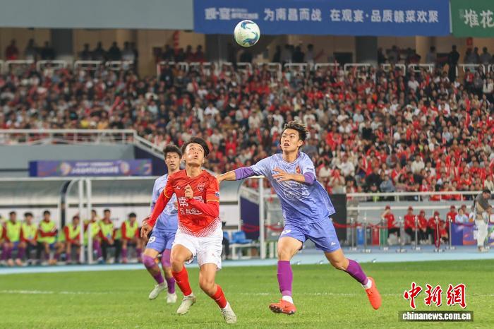 2026赣超联赛南昌揭幕 群众热情点燃全民足球热